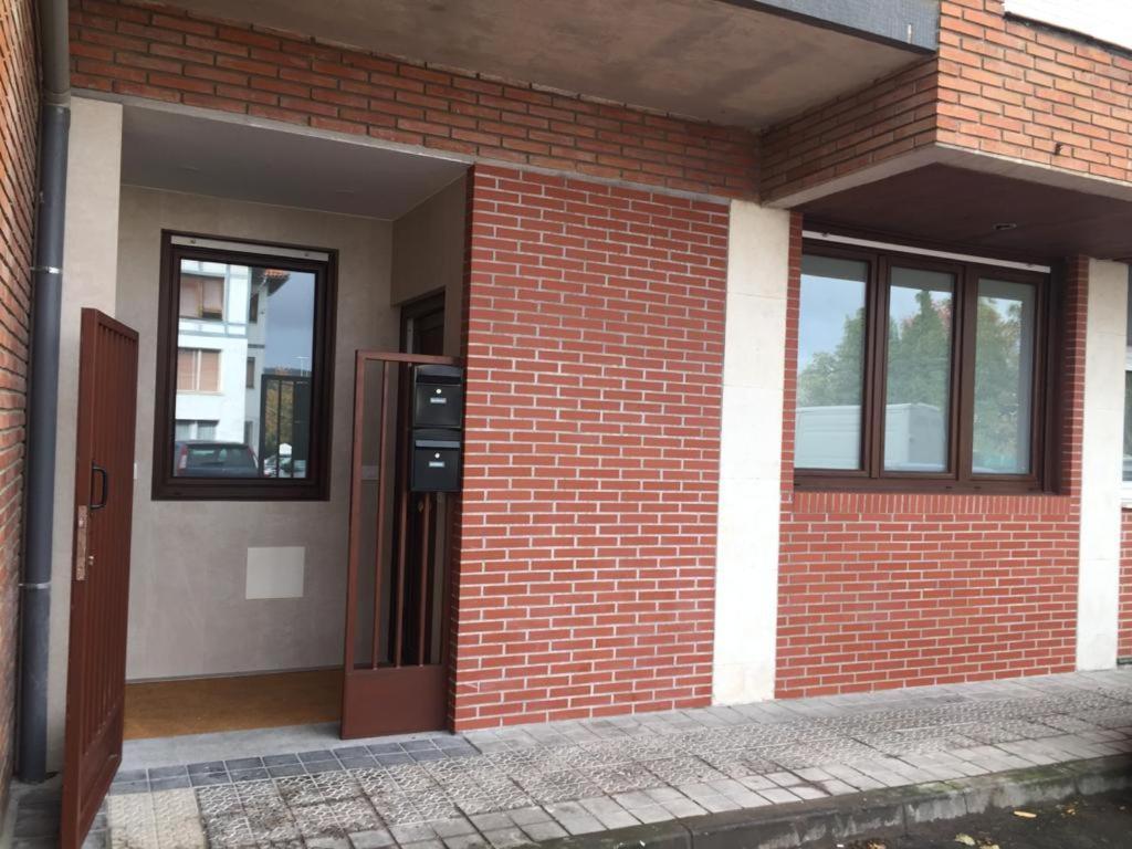 Aixerrota Apartamentos A ゲチョ エクステリア 写真